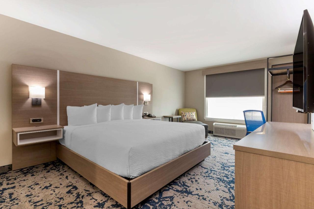 מוסקוגי Comfort Inn & Suites מראה חיצוני תמונה
