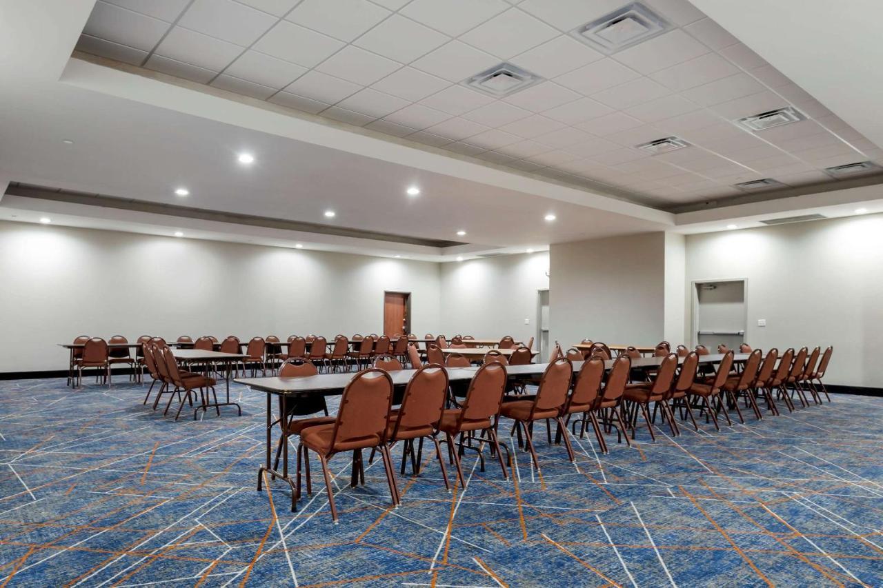 מוסקוגי Comfort Inn & Suites מראה חיצוני תמונה