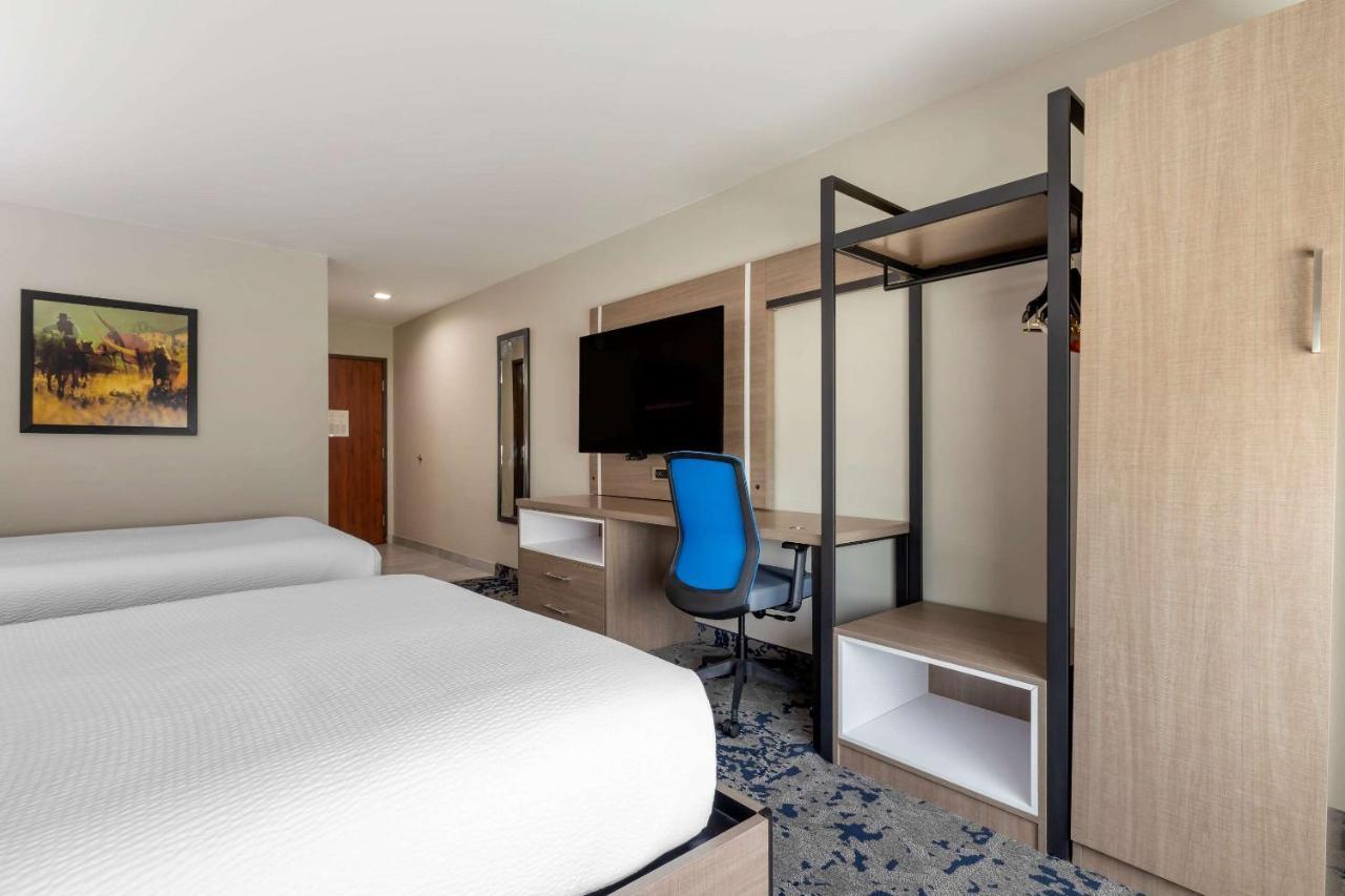 מוסקוגי Comfort Inn & Suites מראה חיצוני תמונה